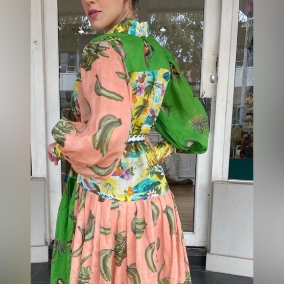 Vanances Patchwork Shirtdress
In Multiprint
$159 $695 - Picture 4 of 8